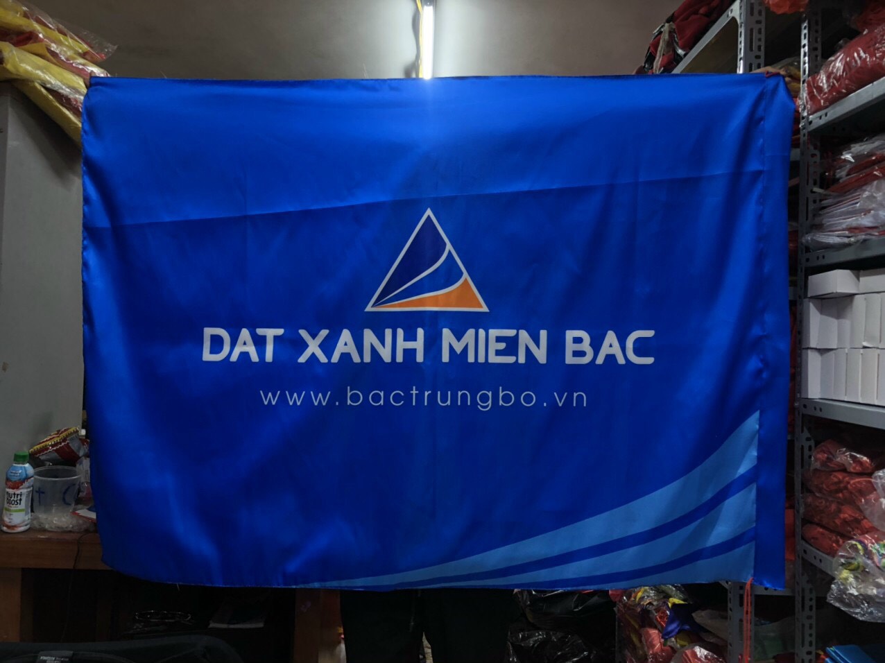 In cờ logo công ty INCONI