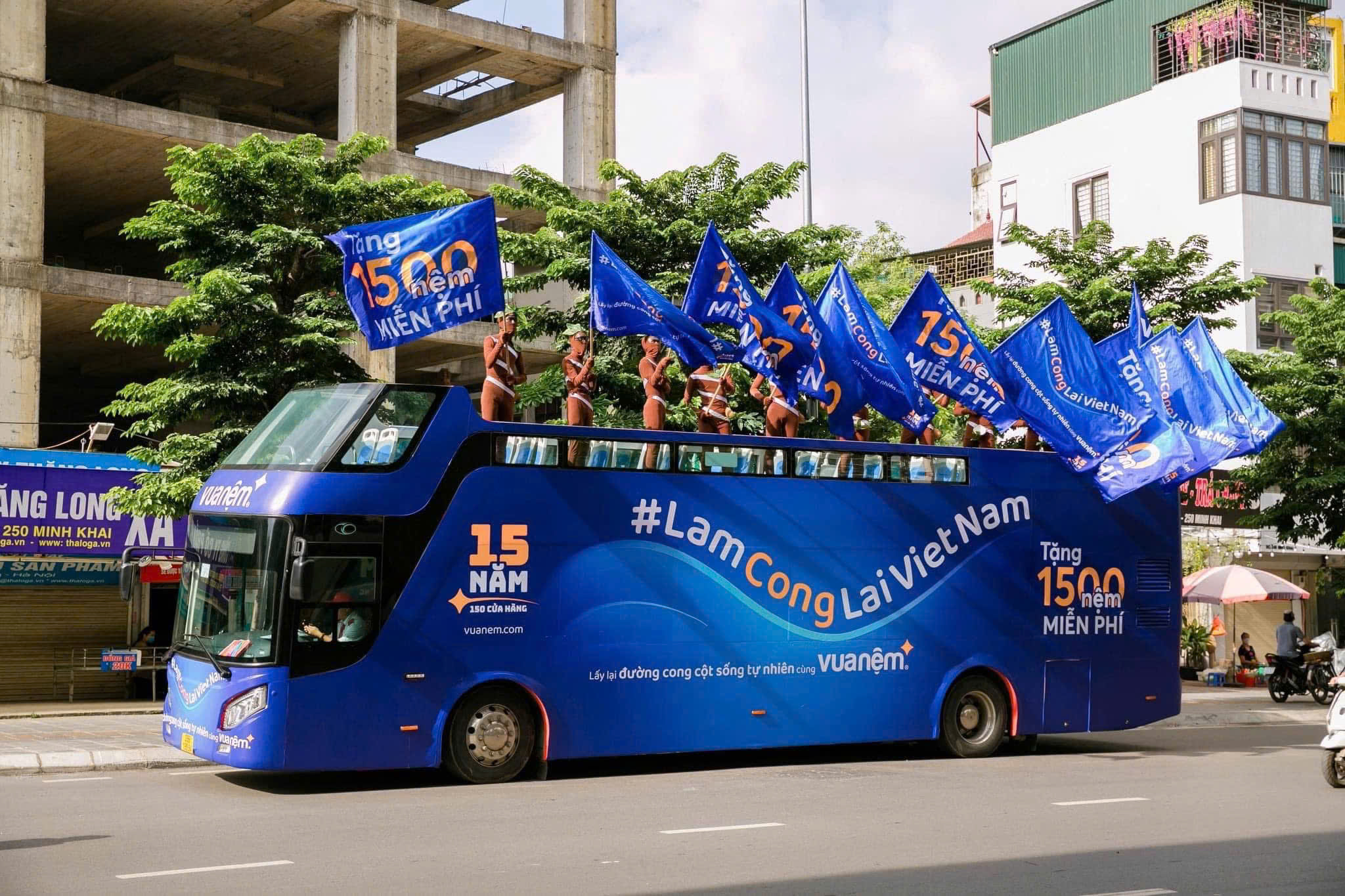 Giá in cờ theo yêu cầu - INCONI