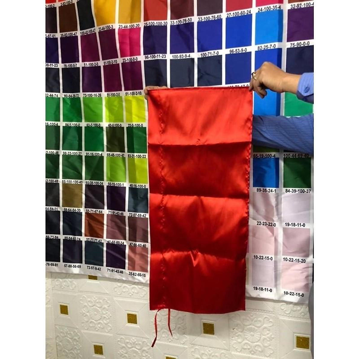 Báo Giá Cờ Hồng Kỳ – Xưởng In Cờ INCONI Tại Hà Nội