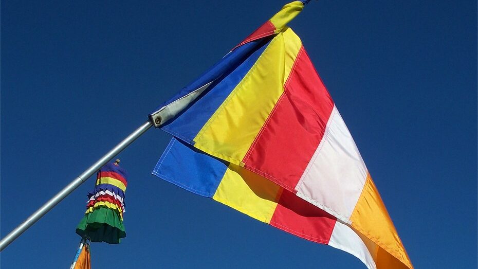 Lá Cờ Phật Giáo Việt Nam – Xưởng In Cờ INCONI