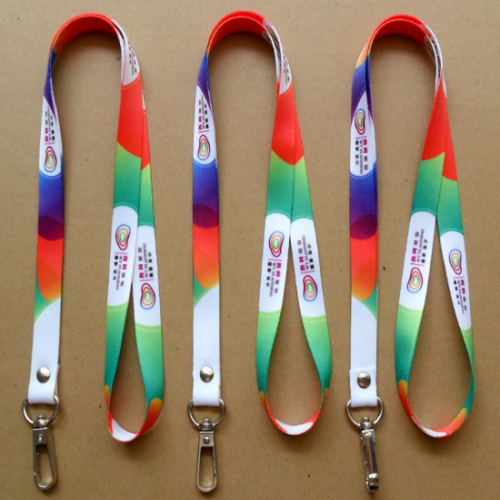 Dây đeo thẻ bản to – Xưởng in INCONI tại Hà Nội 4 1681099376in day deo the sac mau