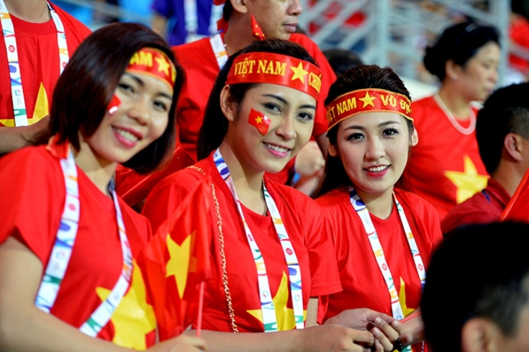 Băng rôn đeo đầu tôi yêu Việt Nam- xưởng INCONI sản xuất băng rôn đeo đầu 