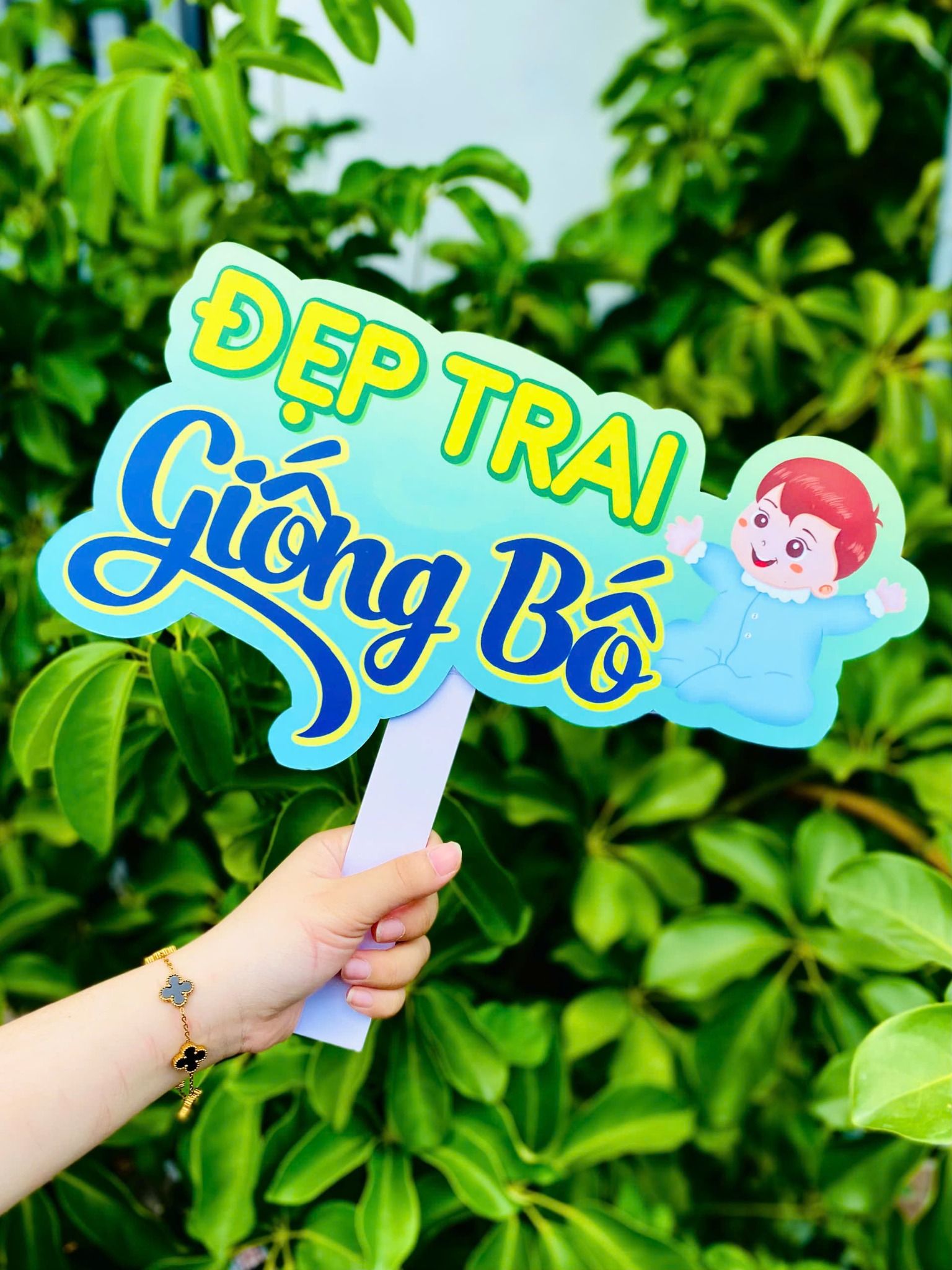 Chi phí in hashtag cầm tay - INCONI