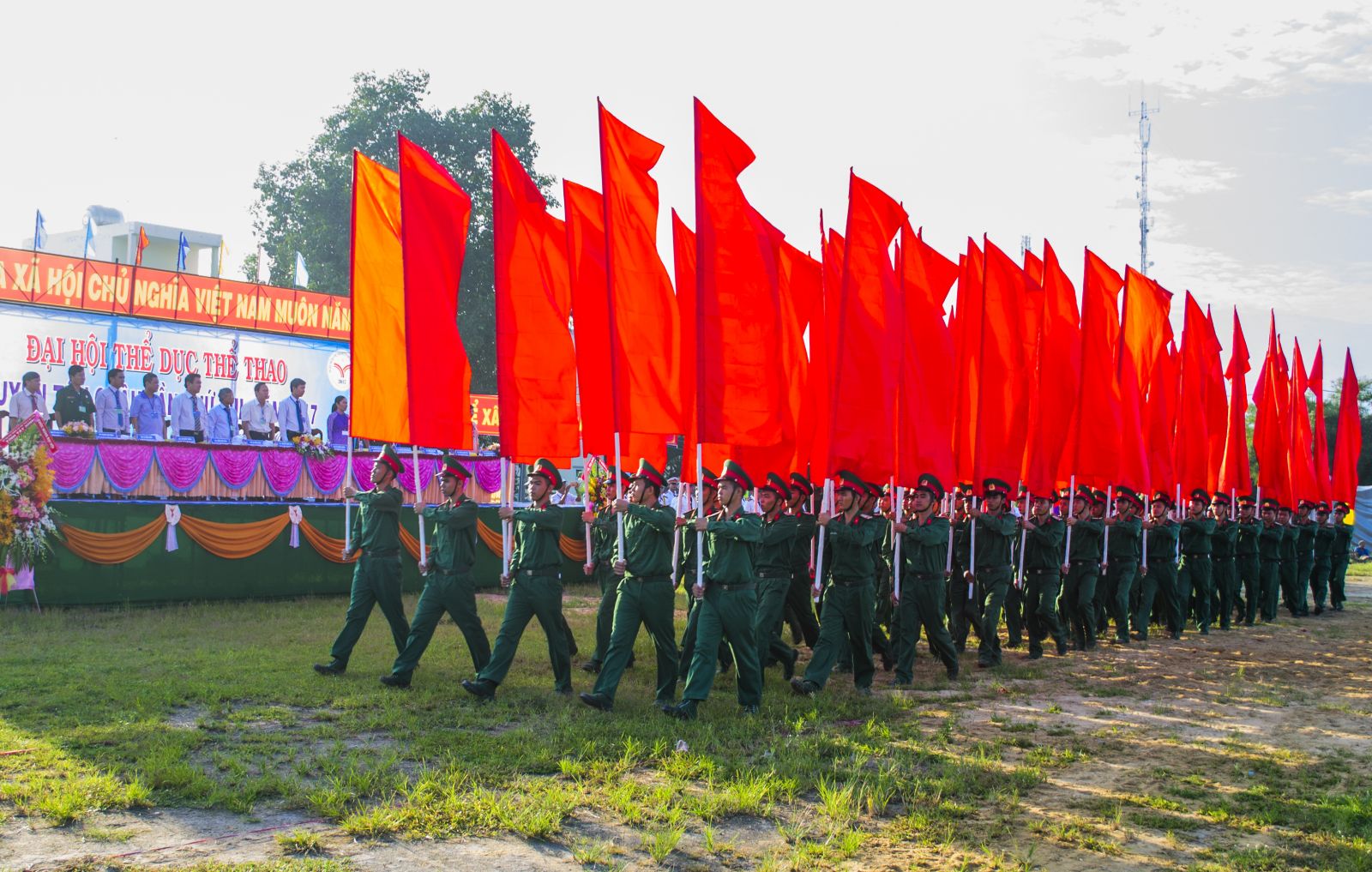 Lá Cờ Hồng Kỳ – Xưởng In Cờ INCONI Hà Nội 7 Lá Cờ Hồng Kỳ – Xưởng In Cờ INCONI Hà Nội