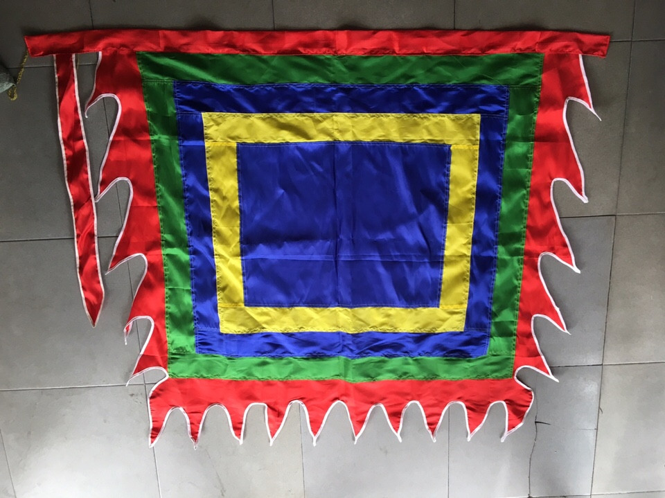 Mua cờ Thần – Xưởng in cờ INCONI