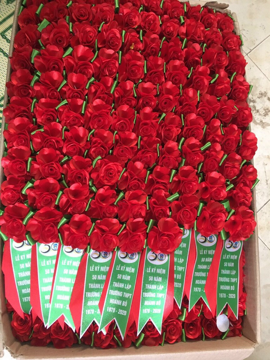 
Huy hiệu hoa cài áo - INCONI
