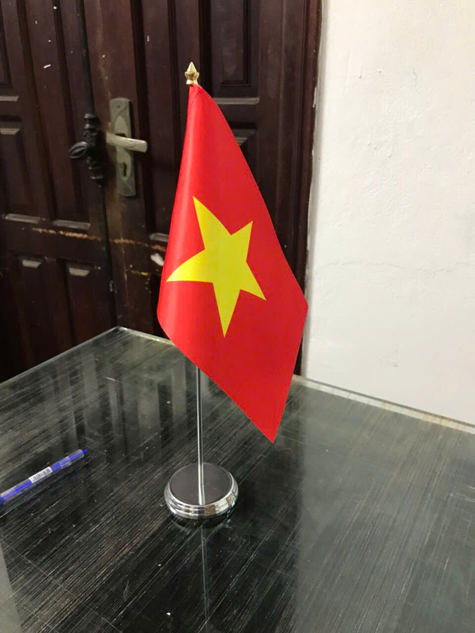 Cờ để bàn giá rẻ
