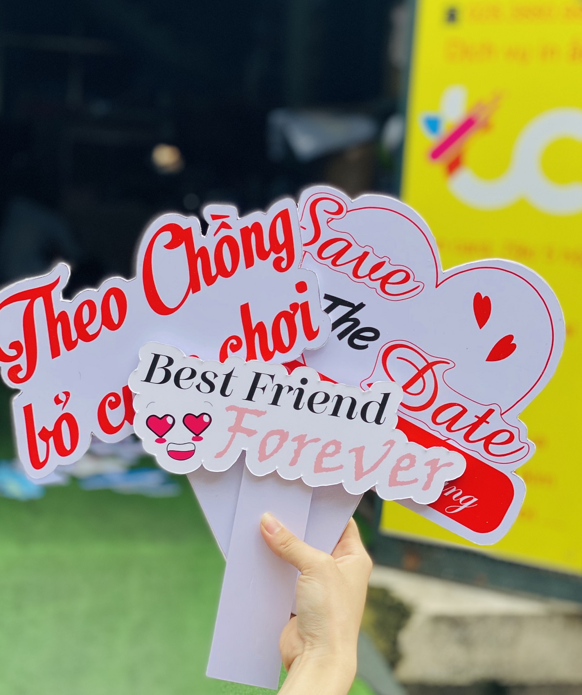 In Hashtag Cầm Tay Bằng Chất Liệu Gì - Xưởng in INCONI 10 In Hashtag Cầm Tay Bằng Chất Liệu Gì – Xưởng in INCONI