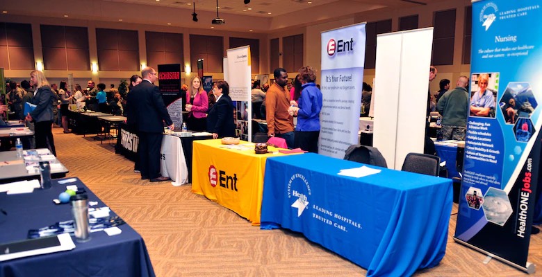 In Khăn Trải Bàn Sự Kiện – Xưởng In May INCONI Tại Hà Nội