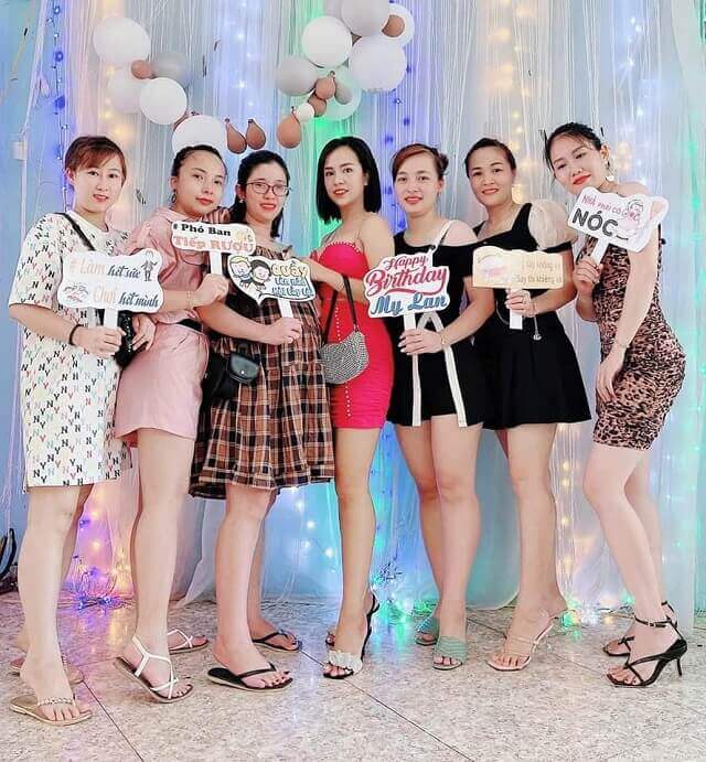 Hashtag cầm tay chúc mừng sinh nhật - INCONI