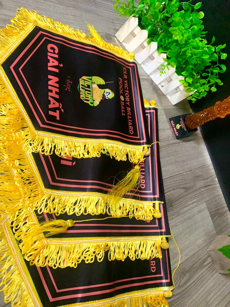 Cờ lưu niệm giao lưu văn nghệ - INCONI