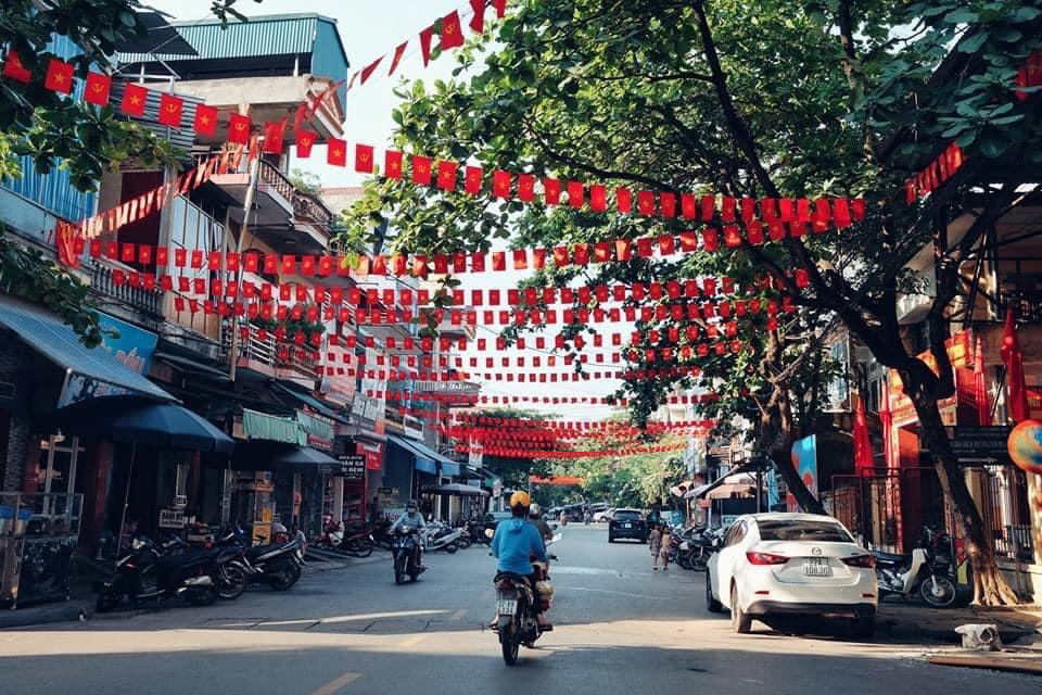 Cờ Dây Tổ Quốc 2 Mặt – Xưởng In Cờ INCONI tại Hà Nội 6 z2821892401868 00ccc61a58fb8c9020fd01a307b9ca15