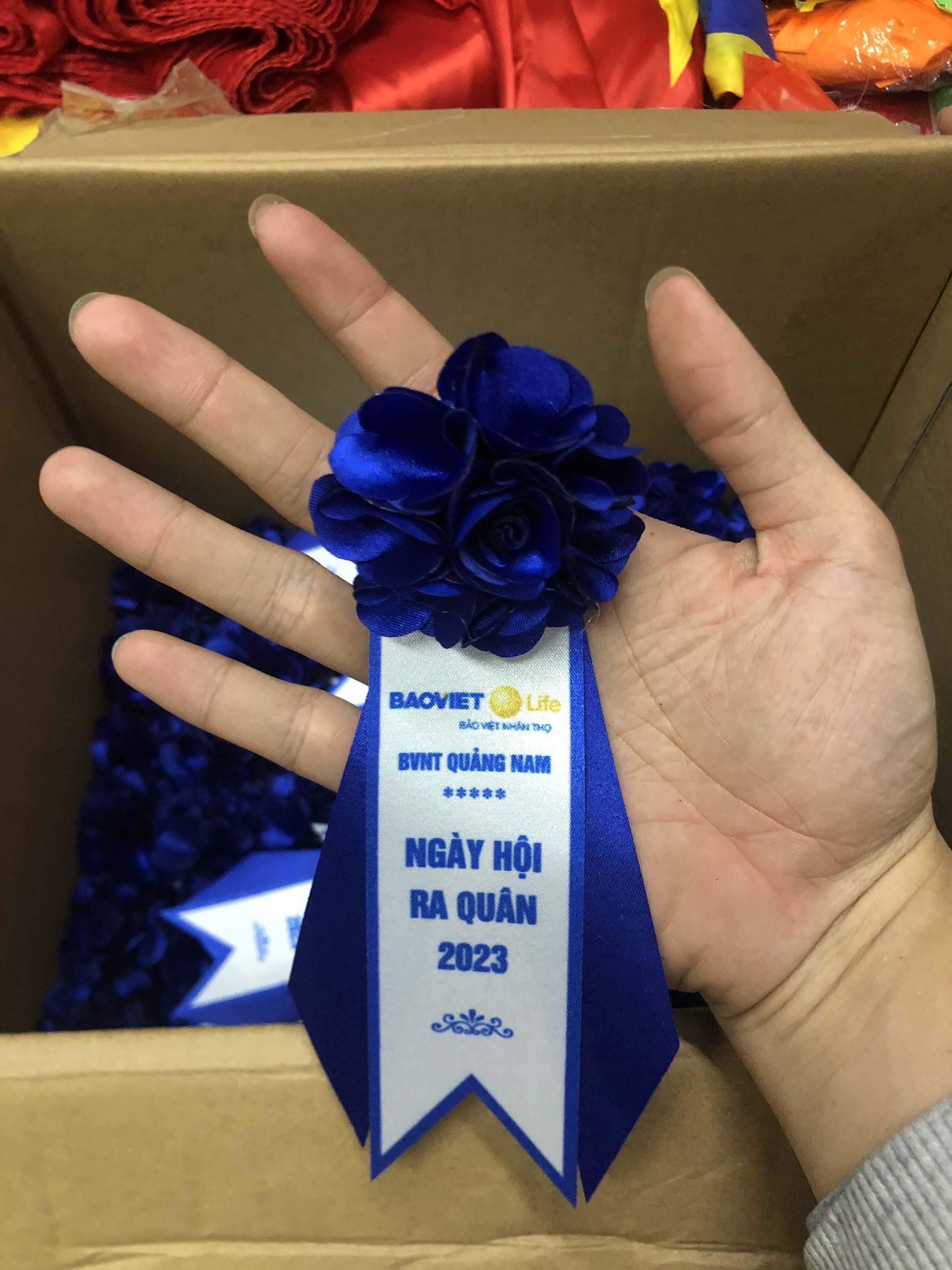 Hoa cài áo cao cấp - INCONI