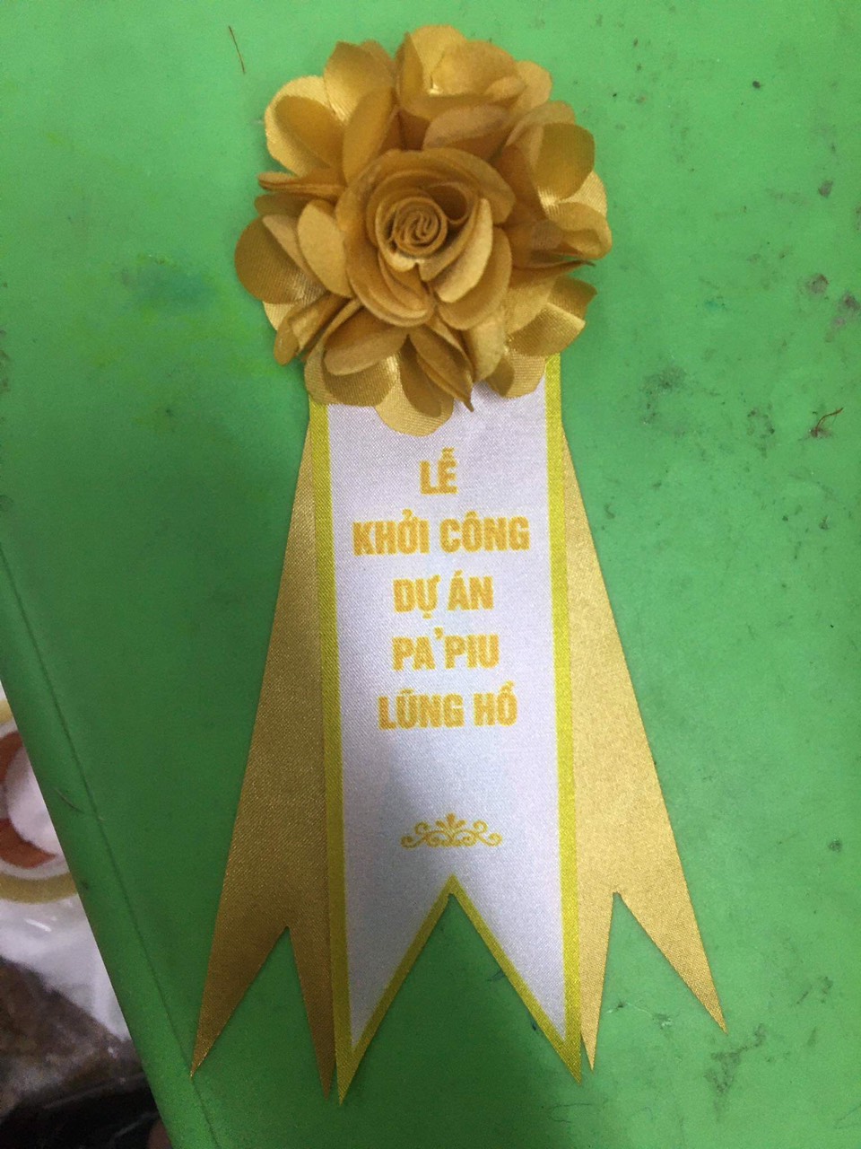 Mẫu hoa cài áo - INCONI