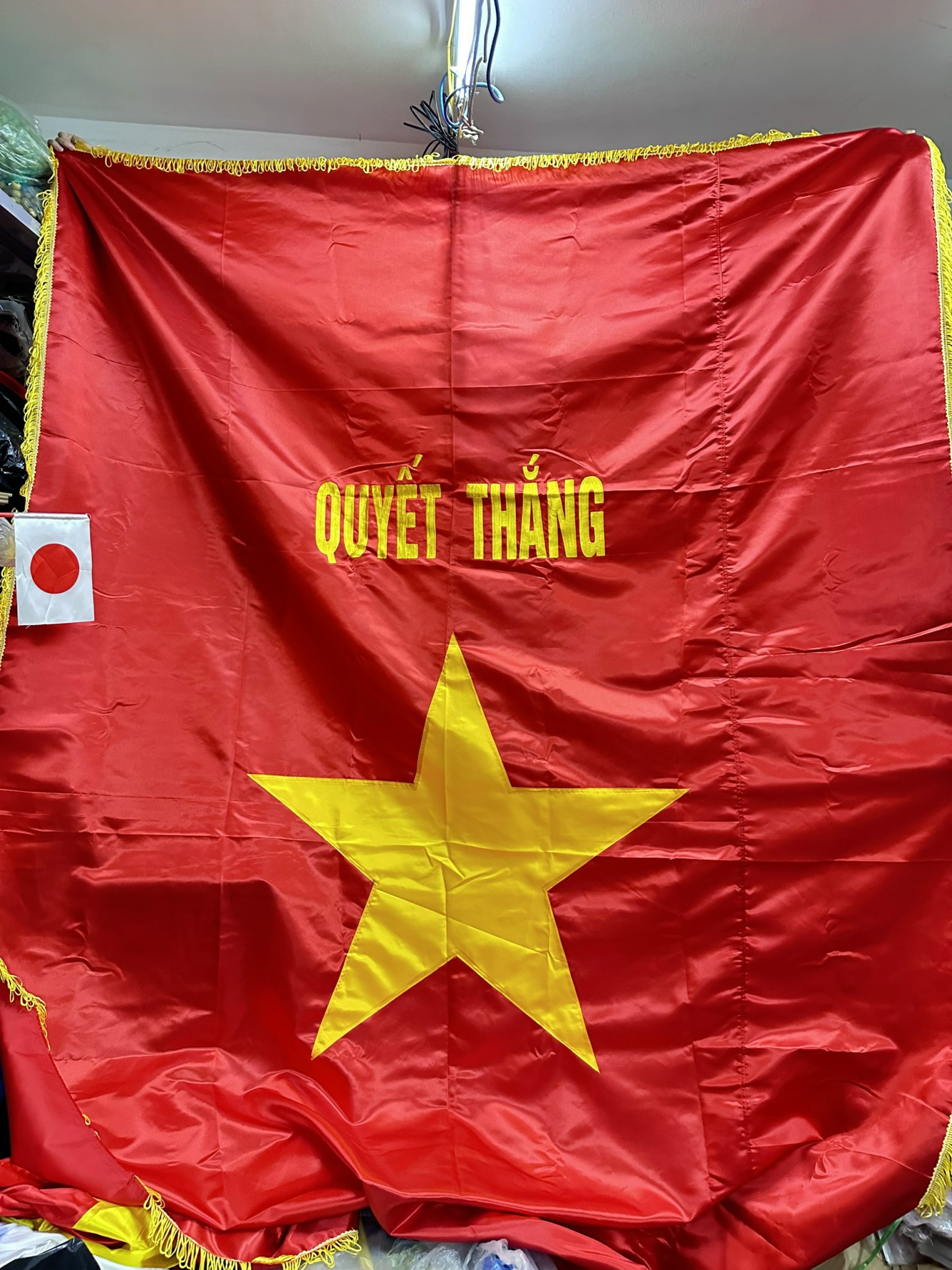 Kích thước cờ Tổ quốc – Xưởng in cờ INCONI tại Hà Nội 3 cờ Tổ quốc khổ lớn in theo yêu cầu của khách hàng