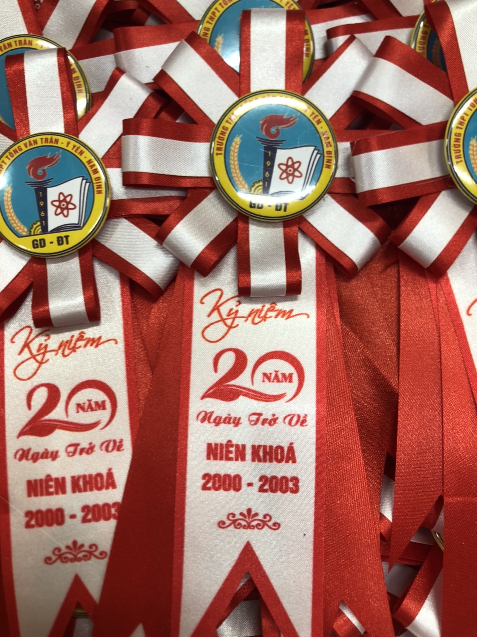 Hoa Cài Áo Tốt Nghiệp 4 Hoa cài áo tốt nghiệp - INCONI sản xuất trực tiếp hoa cài áo giá rẻ