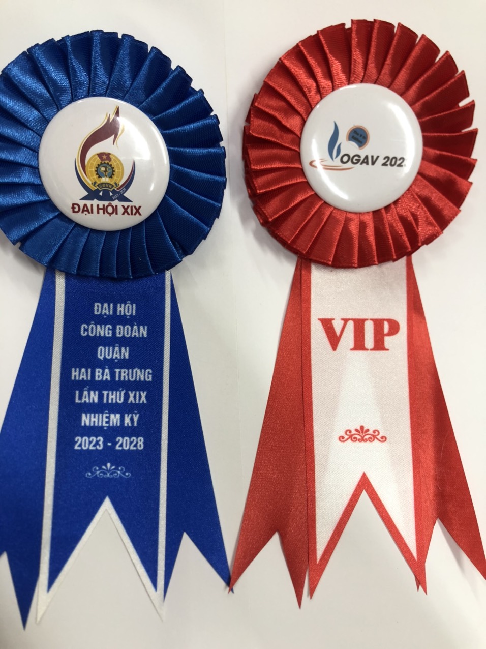 Hoa cài trên áo giá rẻ - INCONI