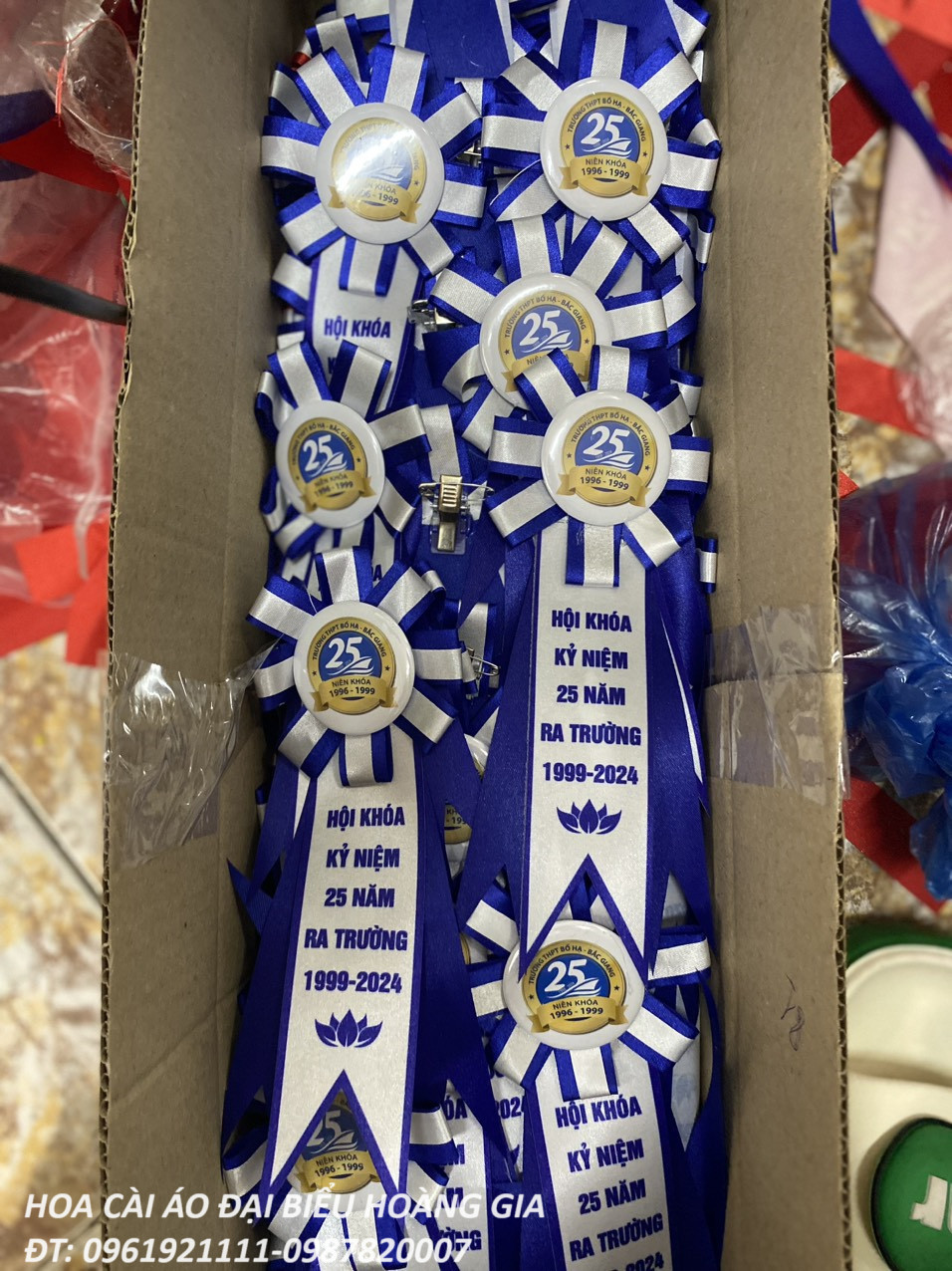 Phụ kiện hoa cài áo - INCONI