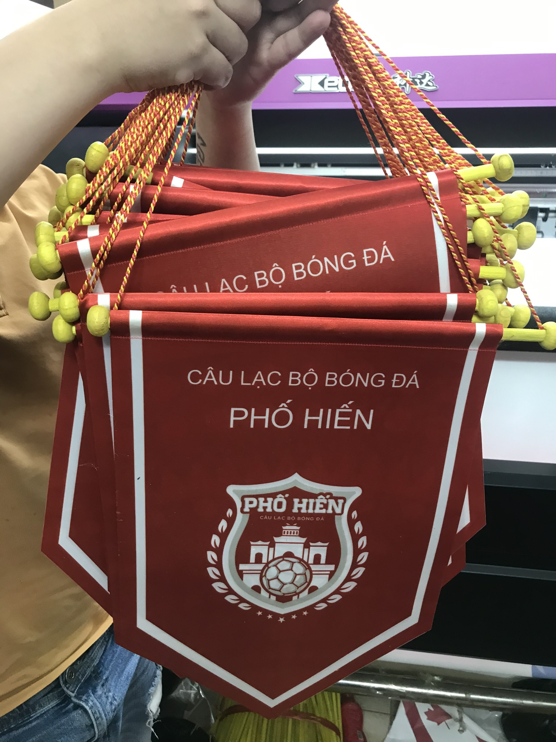 In Cờ Lưu Niệm Theo Yêu Cầu - INCONI 2 z5449126708704 0a05aaba8d97d086d3952fda34eb56e0