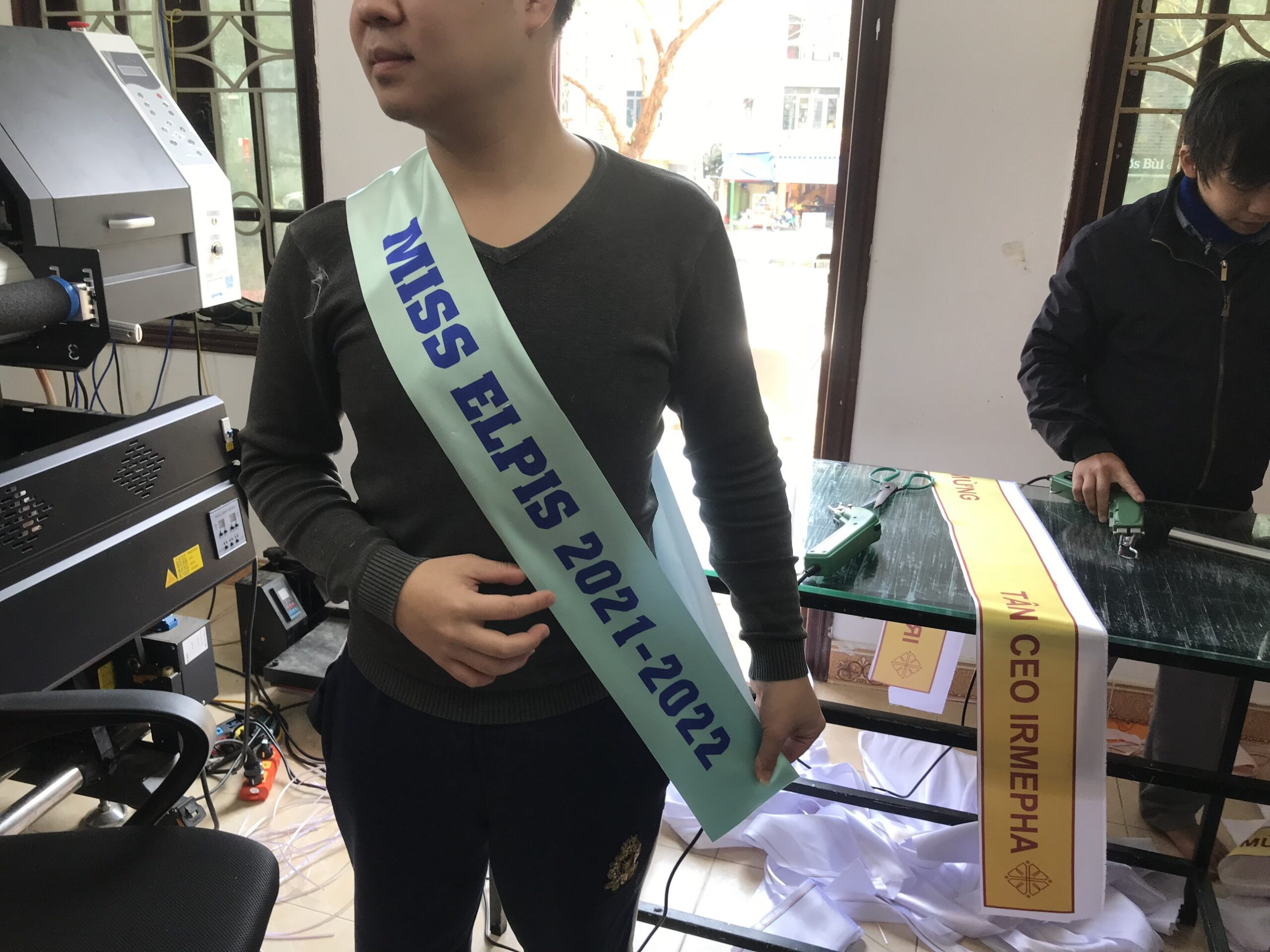 Băng hoa hậu đeo - INCONI