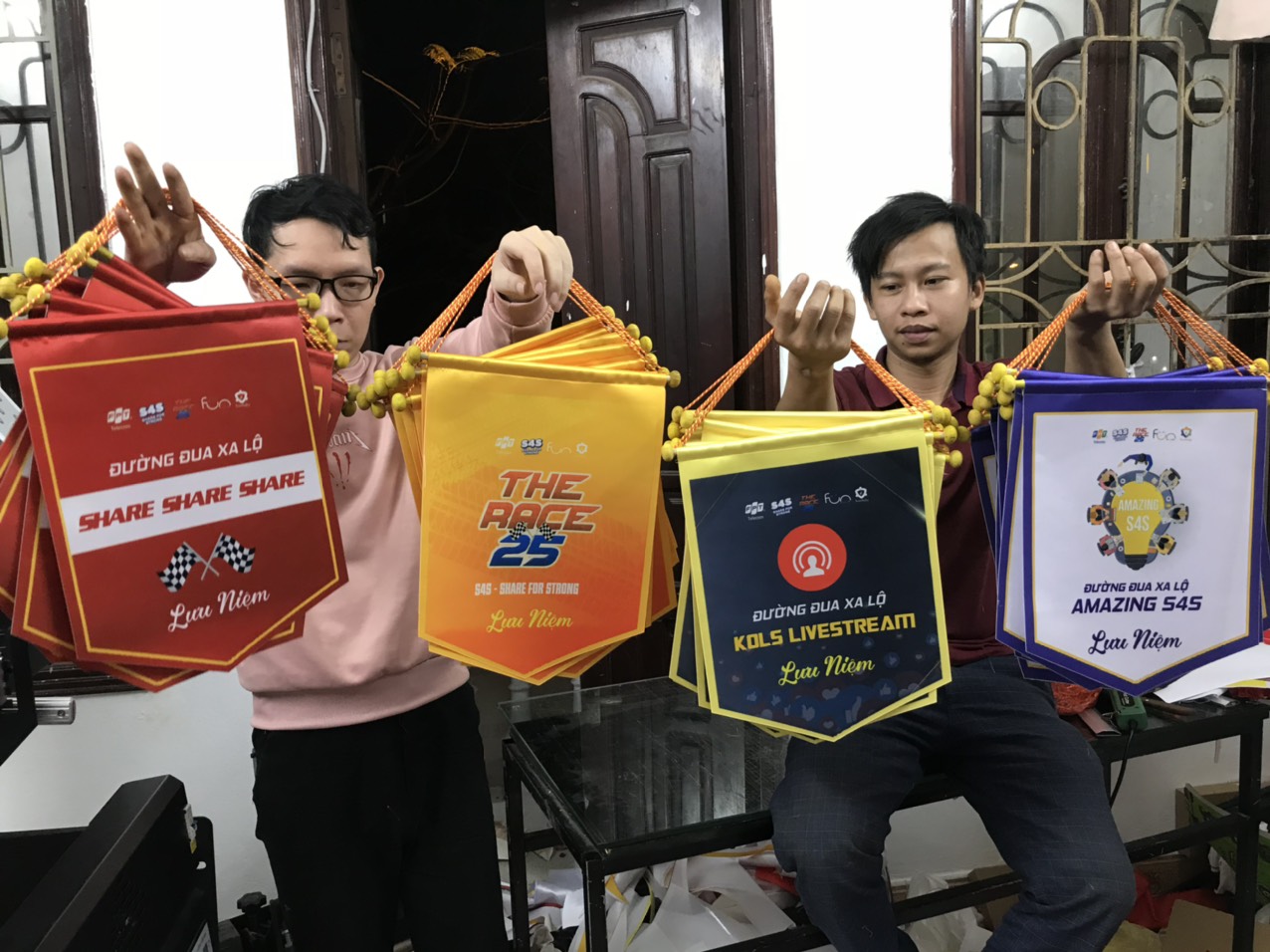 In Lá Cờ - Xưởng In Cờ INCONI 6 In lá cờ - xưởng in lá cờ INCONI