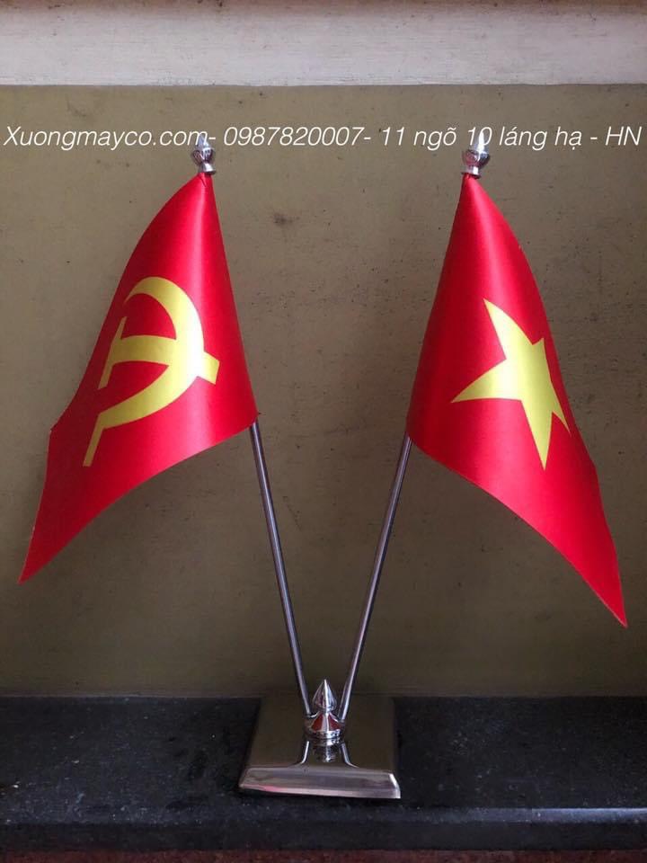 Cờ Tổ quốc để xe ô tô nhỏ gọn, sang trọng – xưởng in cờ INCONI 3 z5449147197952 a8c518d97f356d4342a6004793c9d7a5