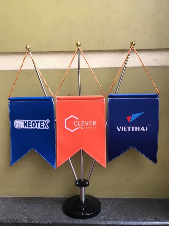 Cờ để bàn Hà Nội – Sản xuất tại xưởng INCONI