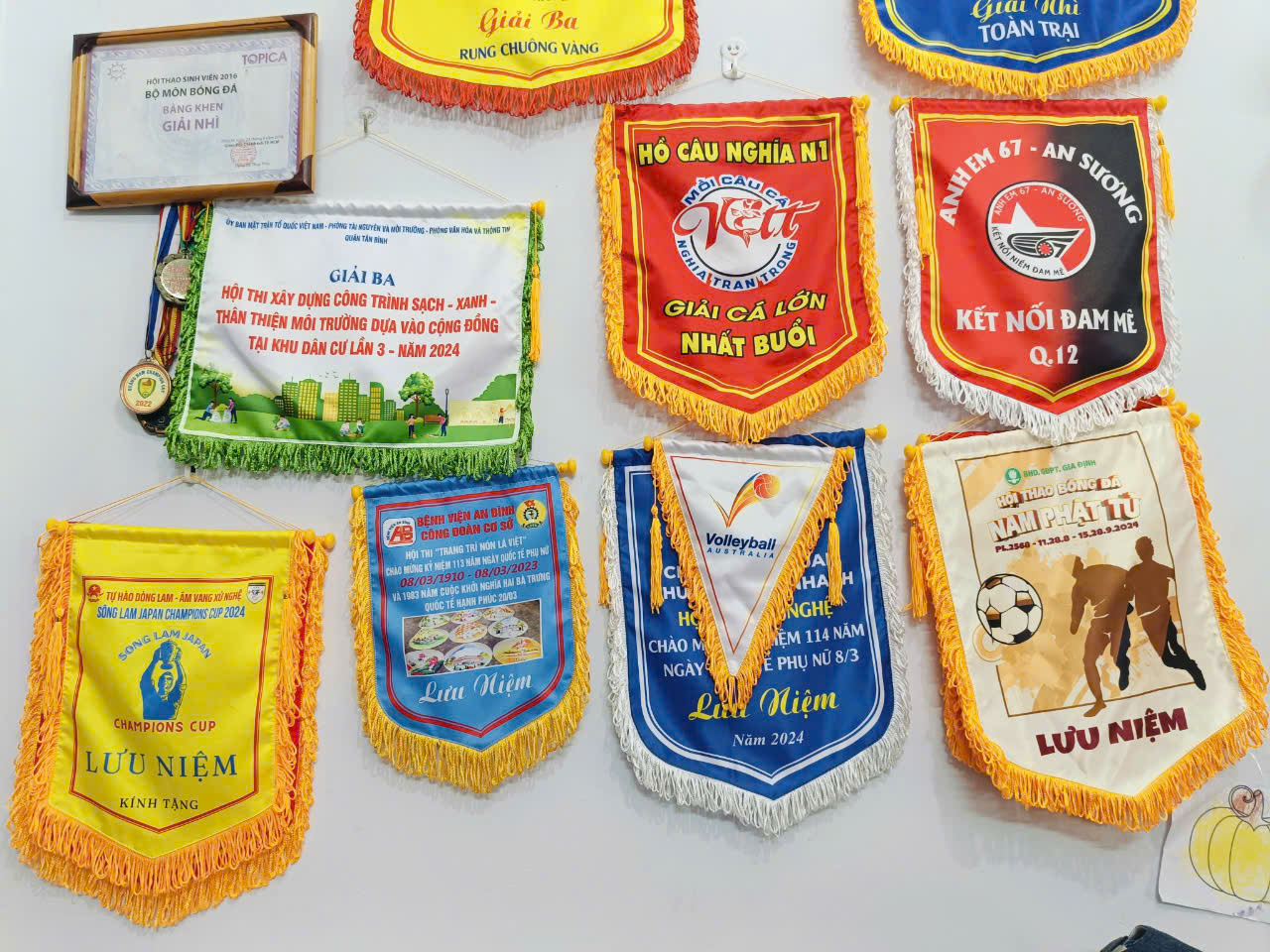 Cờ Lưu Niệm Cuộc Thi – Chất Lượng Cao