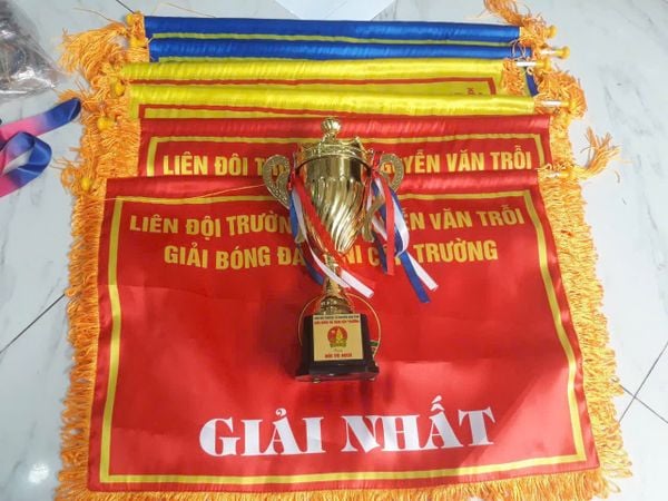 Cờ lưu niệm hội trại - INCONI