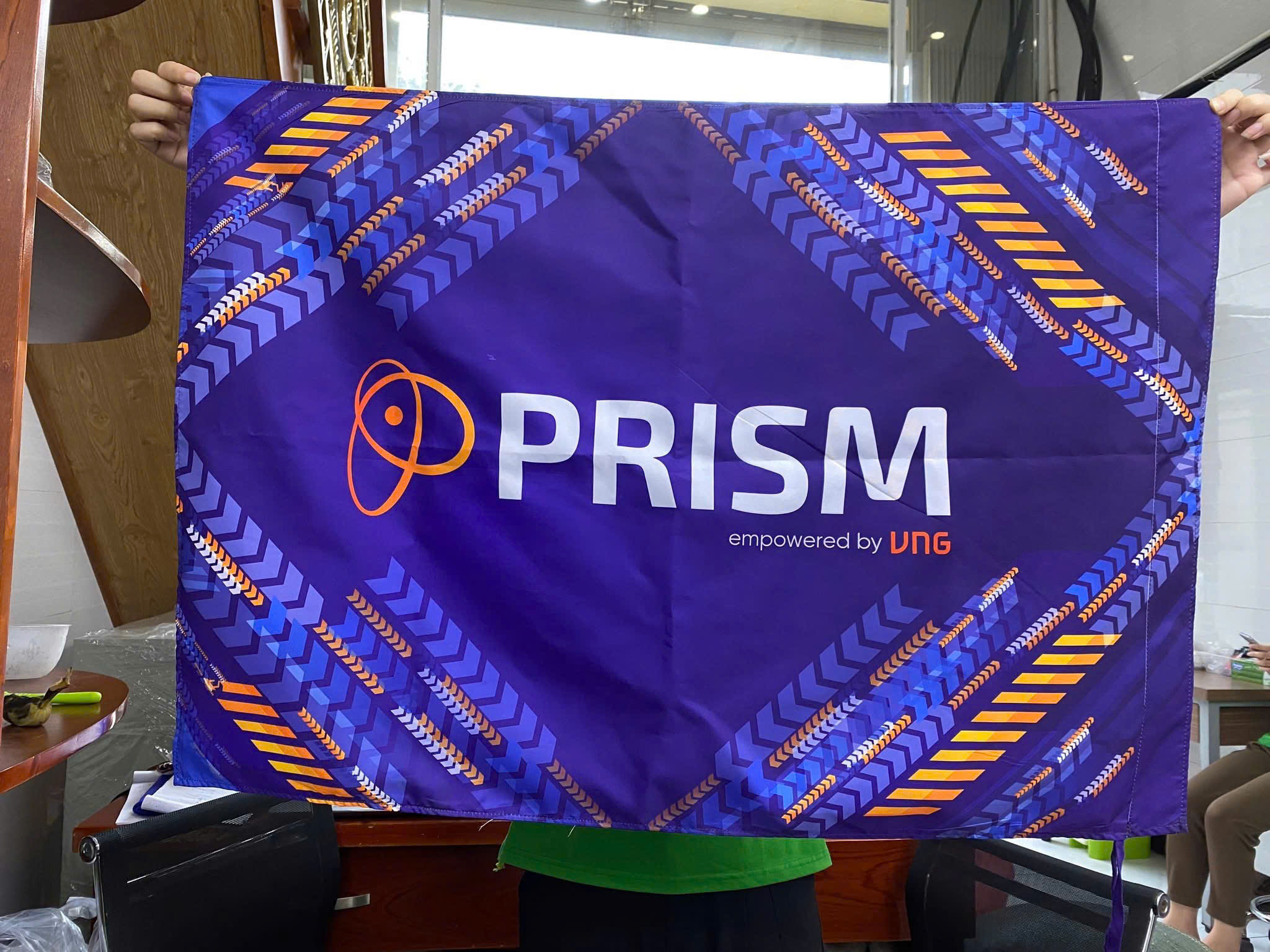 In cờ logo công ty