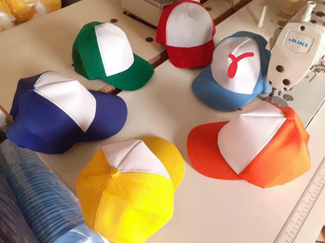 Mũ Đẹp Đi Du Lịch – Xưởng In Cờ INCONI