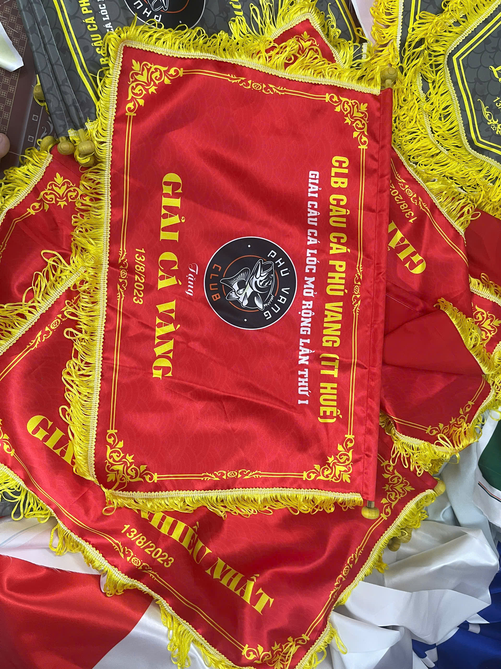 Các Mẫu Cờ Lưu Niệm – INCONI