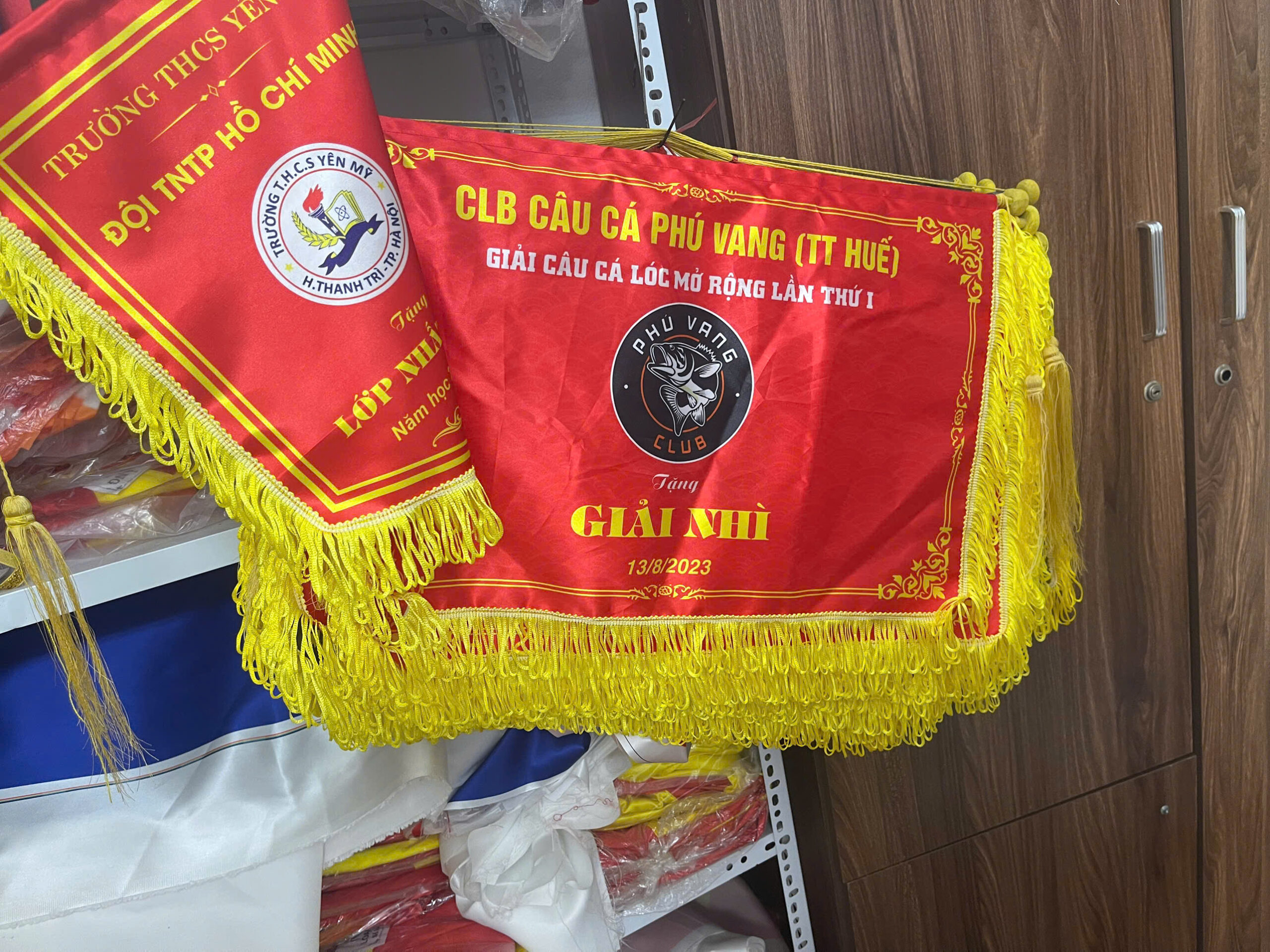 Bán Cờ Lưu Niệm – INCONI