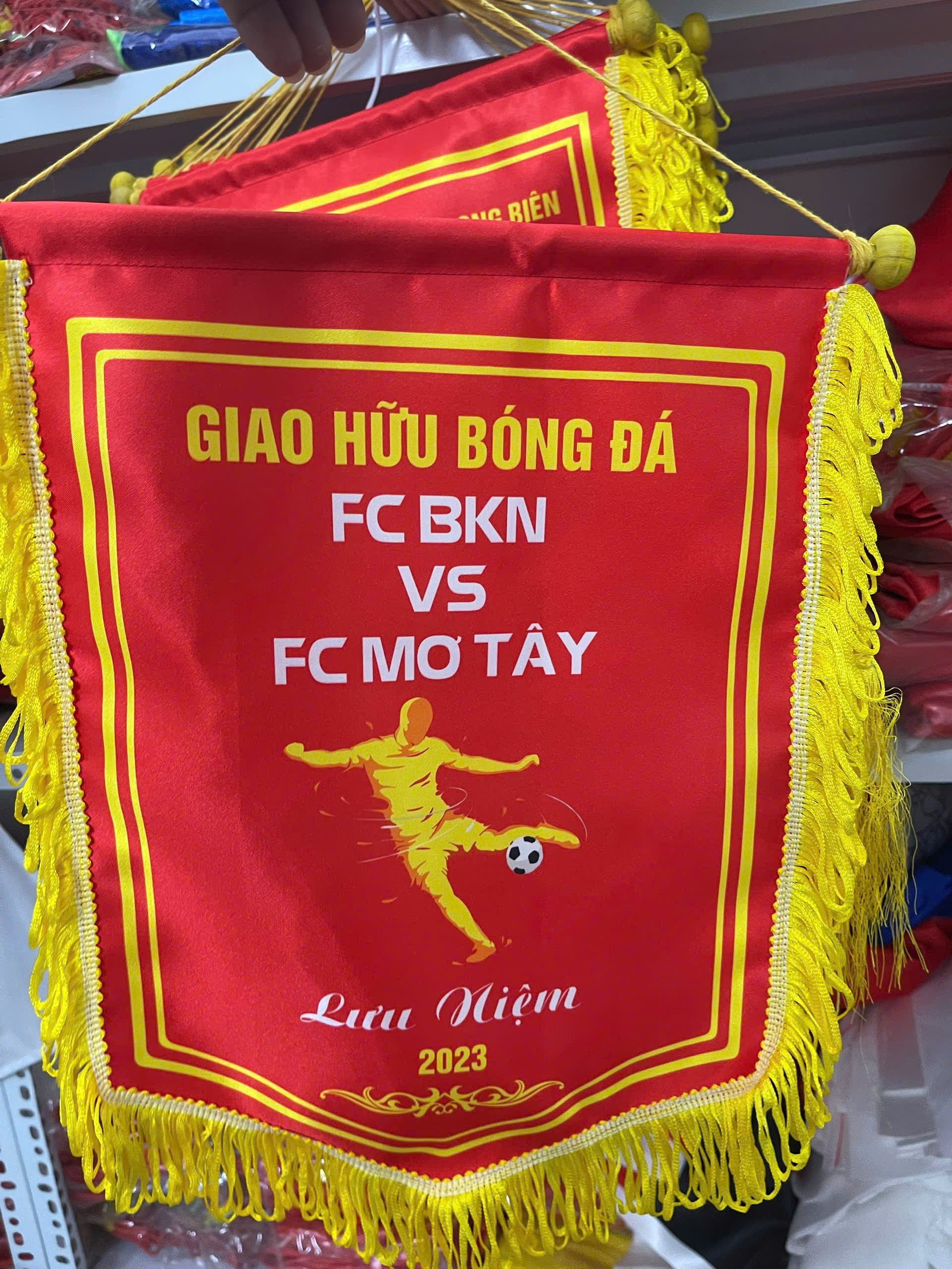 Mẫu cờ lưu niệm bóng đá - INCONI