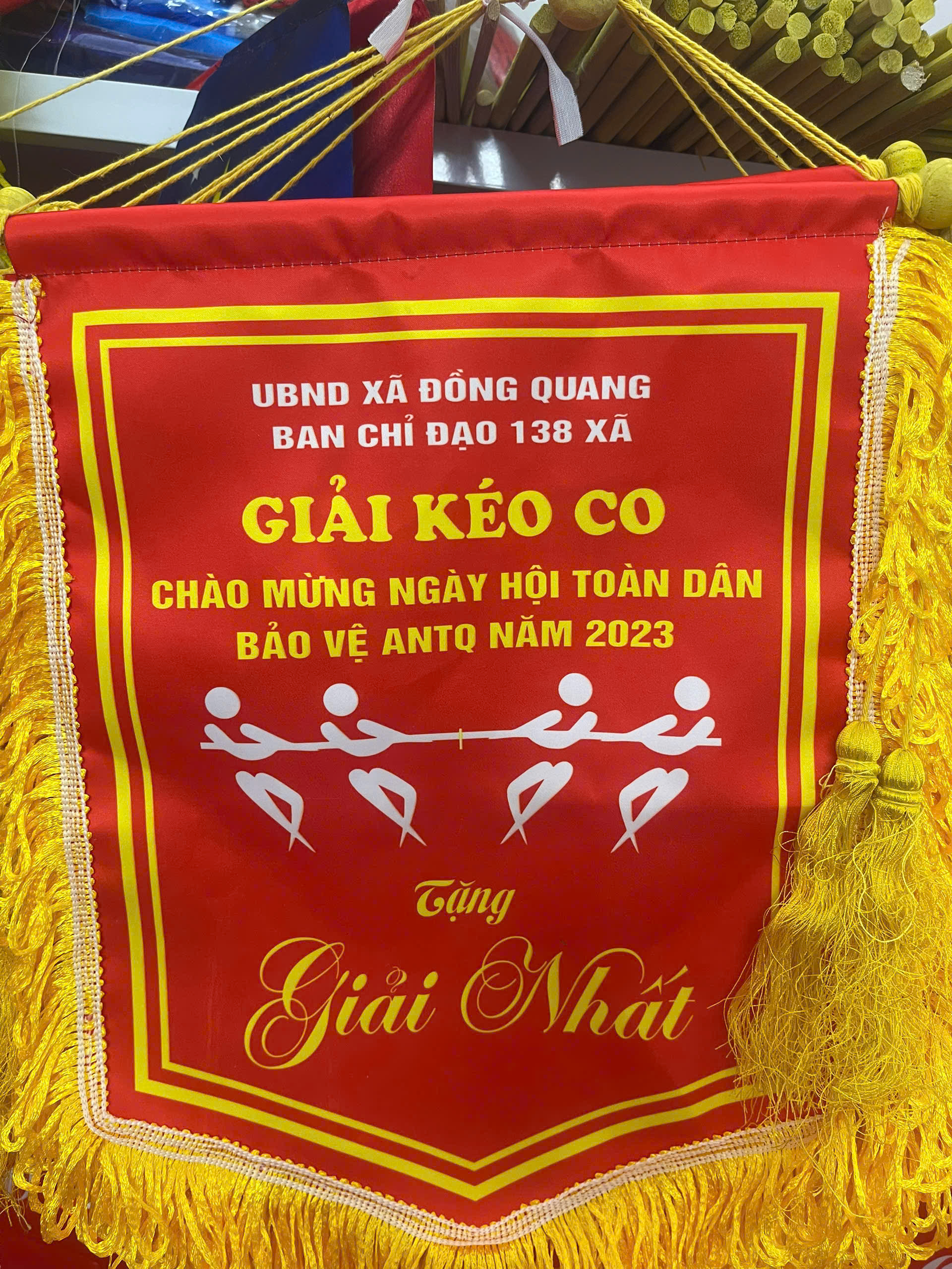 Cờ lưu niệm văn nghệ - INCONI