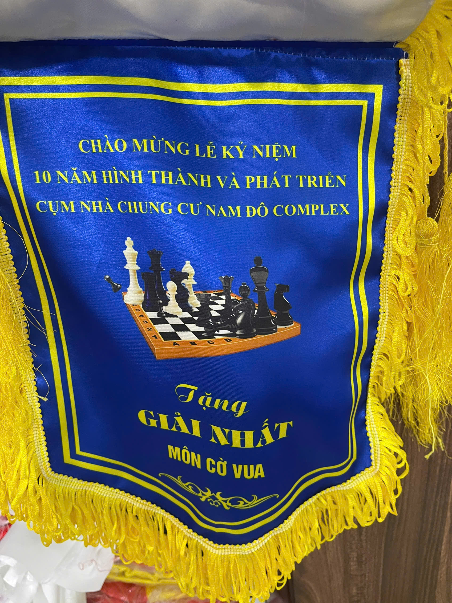 Thiết Kế Cờ Lưu Niệm – INCONI