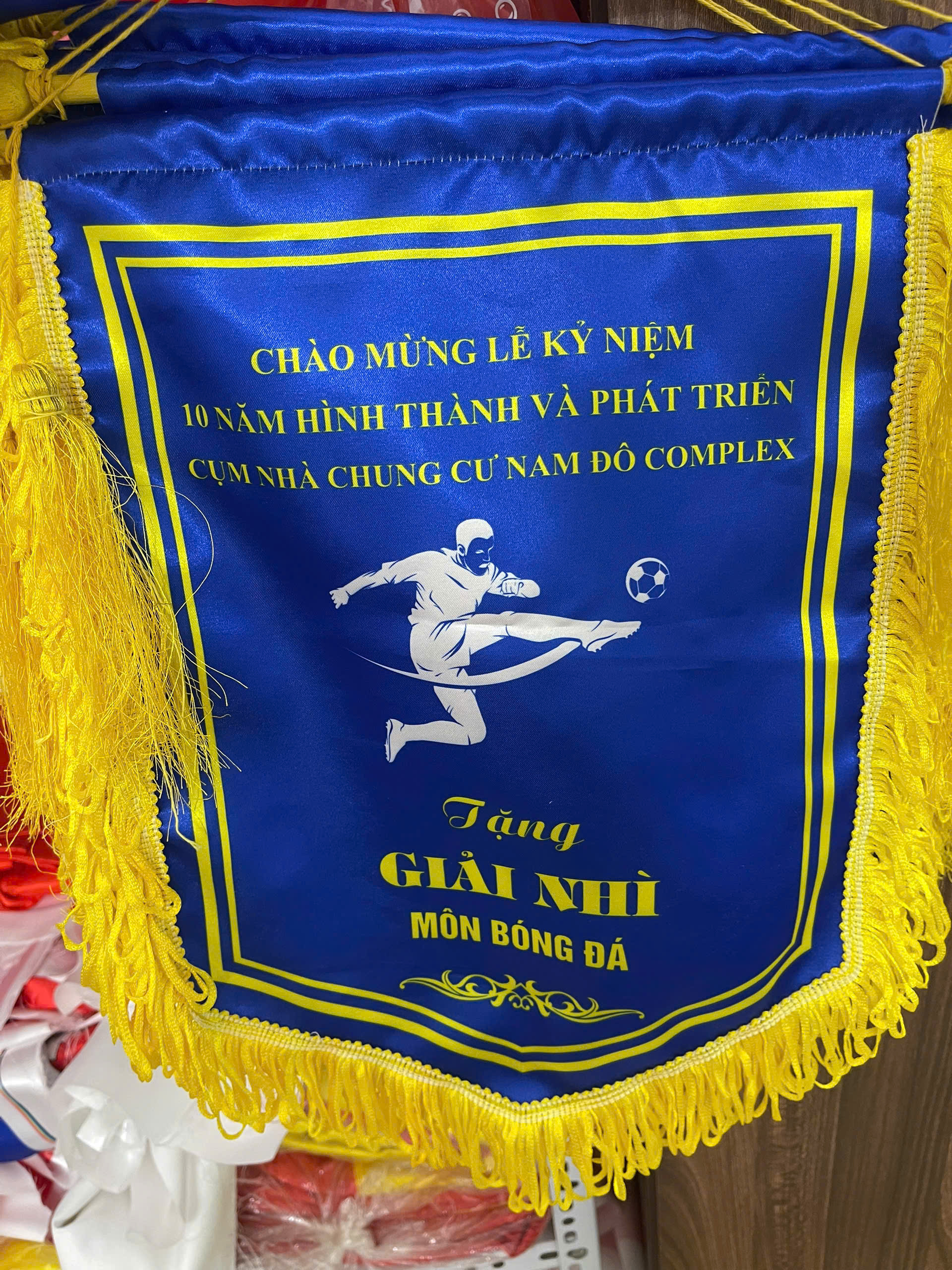 Cờ lưu niệm cầu lông - INCONI