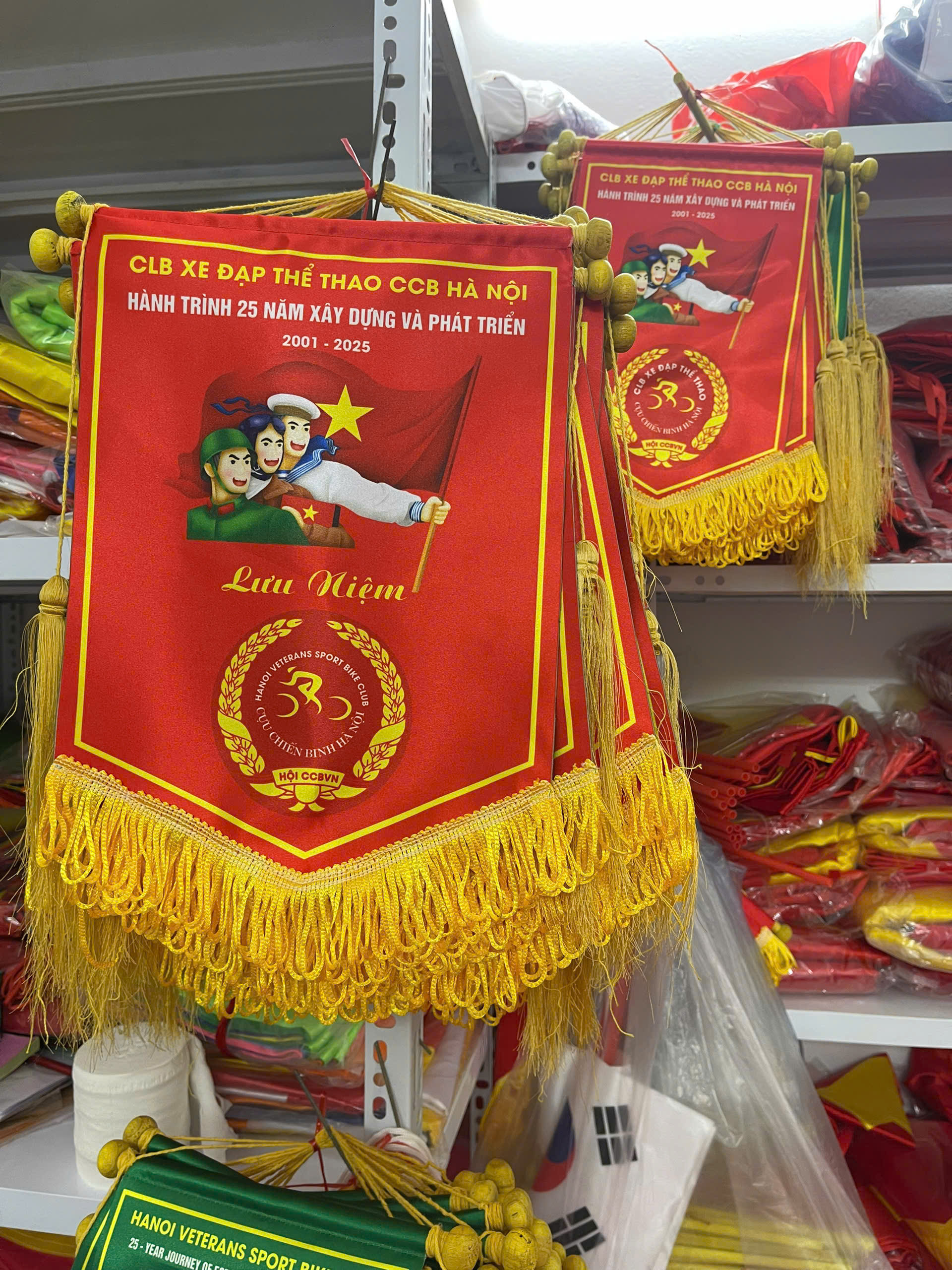 Cờ lưu niệm dân vũ - INCONI