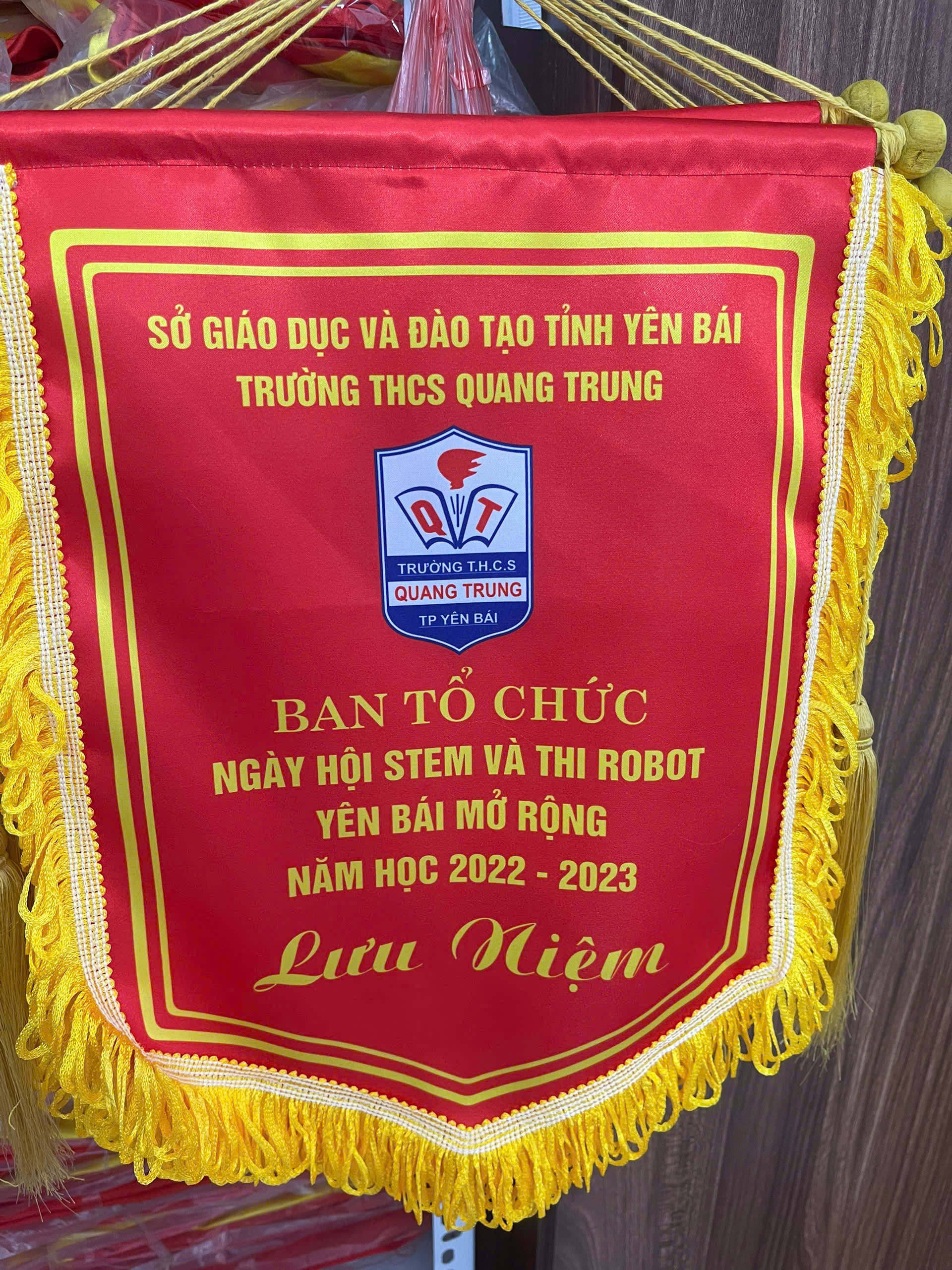 In cờ lưu niệm lấy ngay Thành Phố Hồ Chí Minh