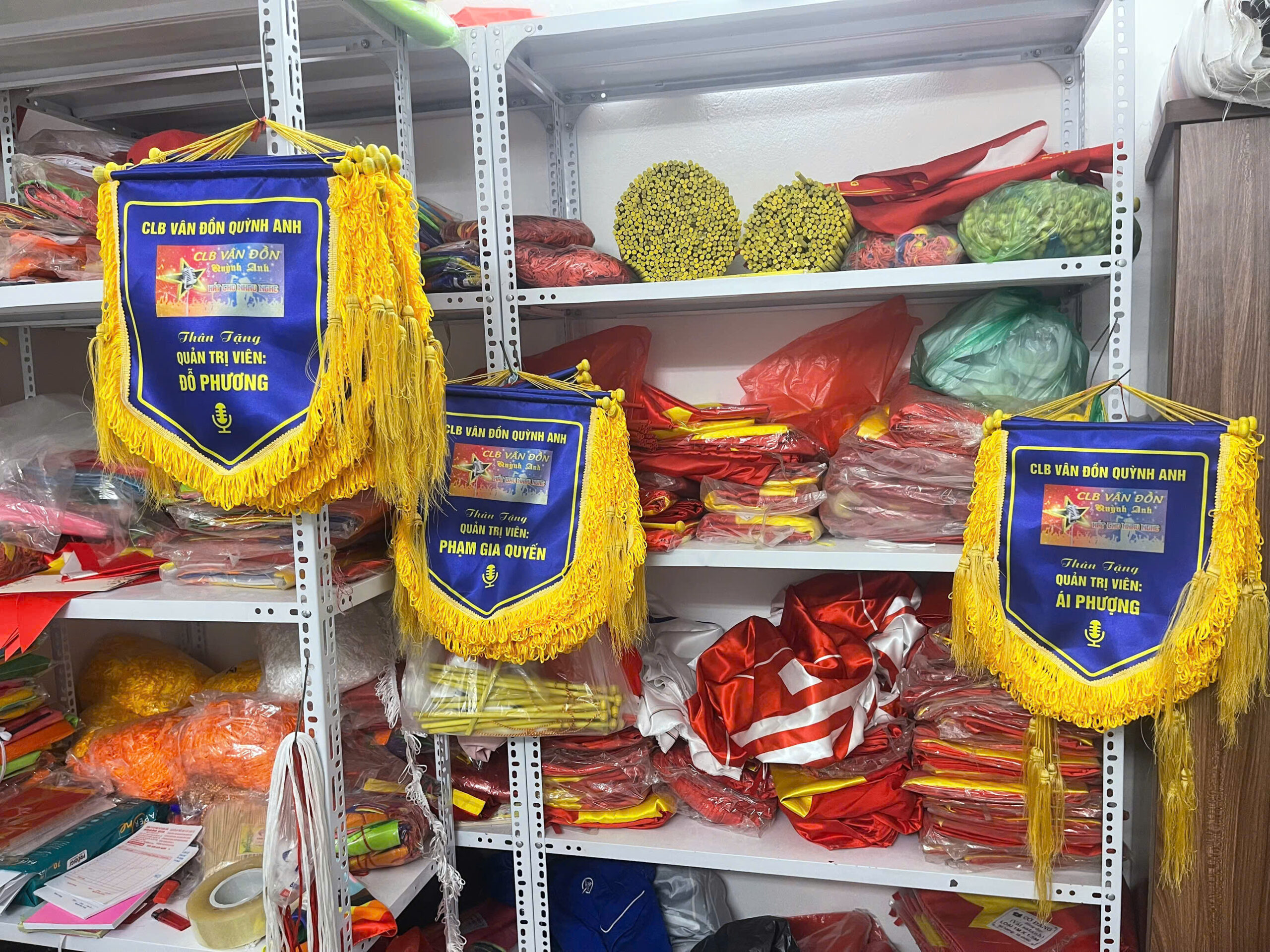 Cờ Lưu Niệm Chạy Bộ – Xưởng in cờ INCONI