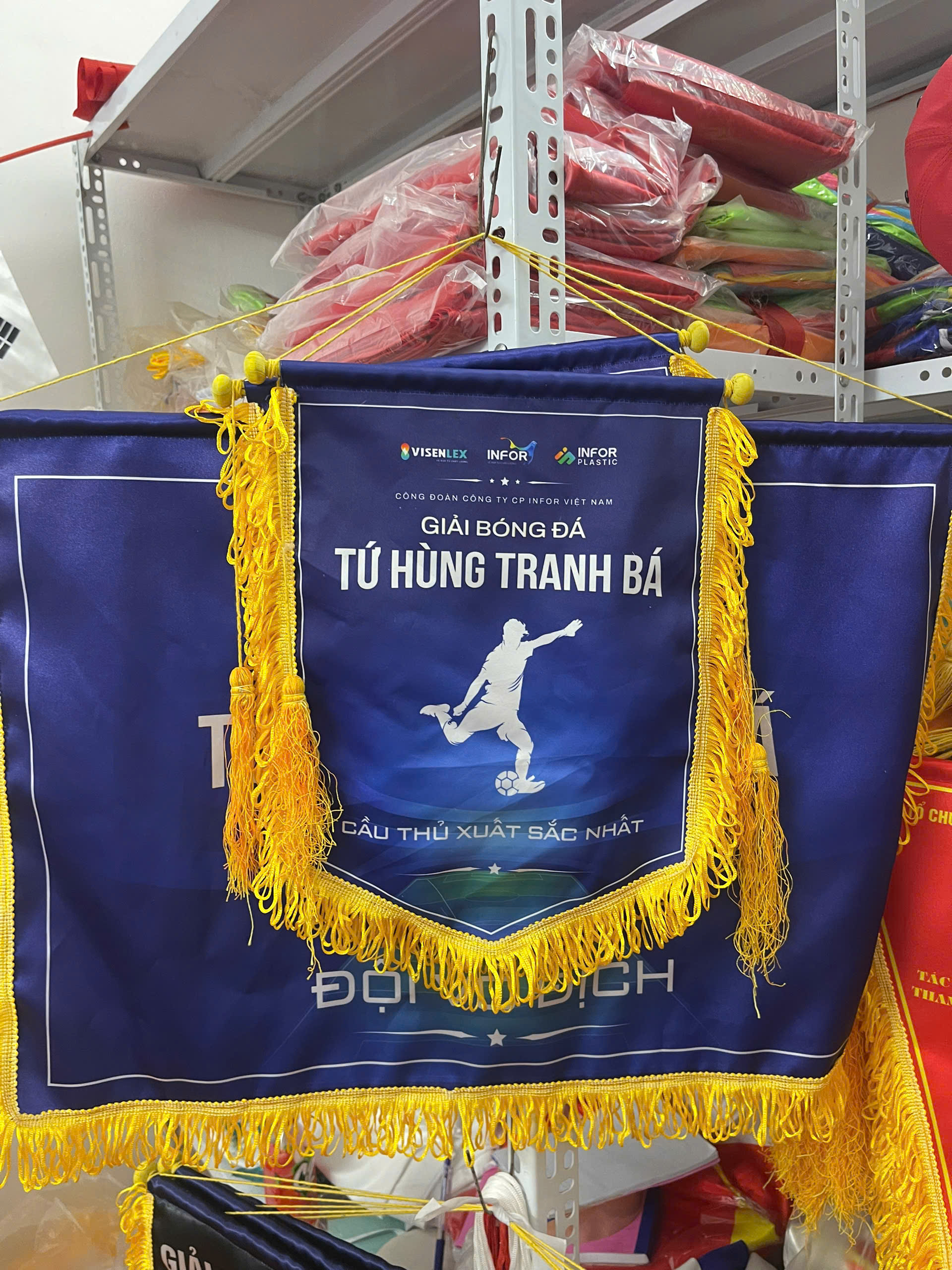 Cờ lưu niệm đá bóng - INCONI