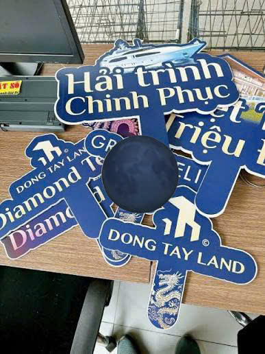 Hashtag Cầm Tay Bất Động Sản - INCONI 3 Hashtag cầm tay bất động sản - INCONI