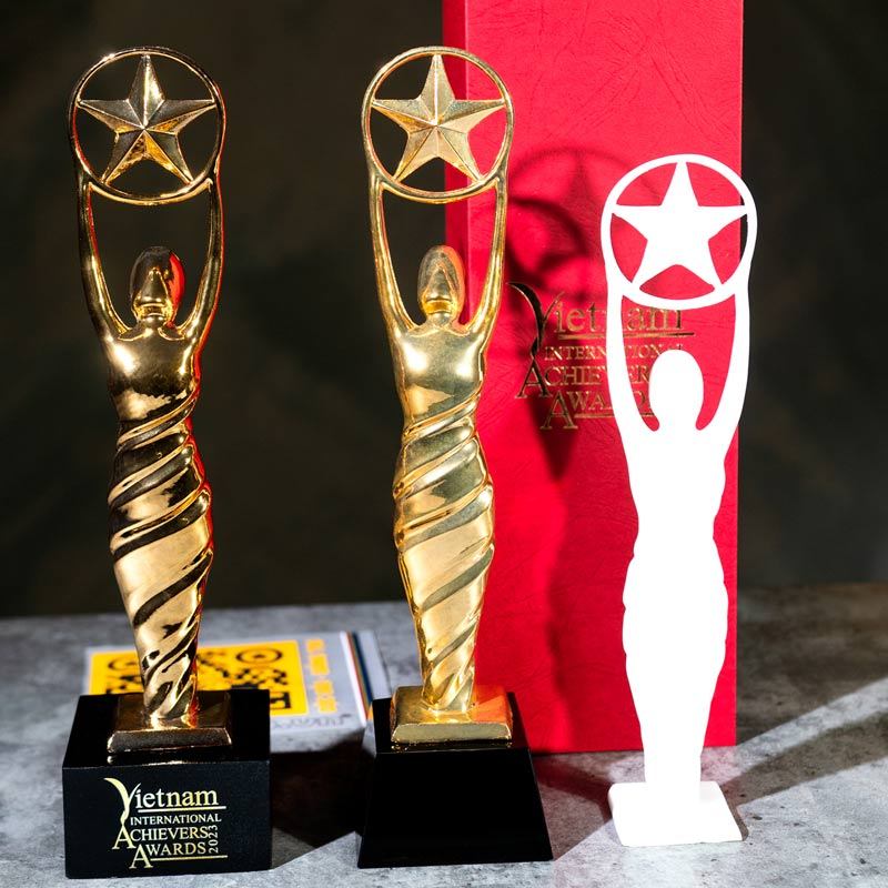 Làm cúp lưu niệm TPHCM – Xưởng INCONI 2 Làm cúp lưu niệm TPHCM – Xưởng INCONI