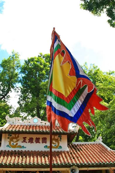 Mua Cờ Thần – Xưởng In Cờ INCONI