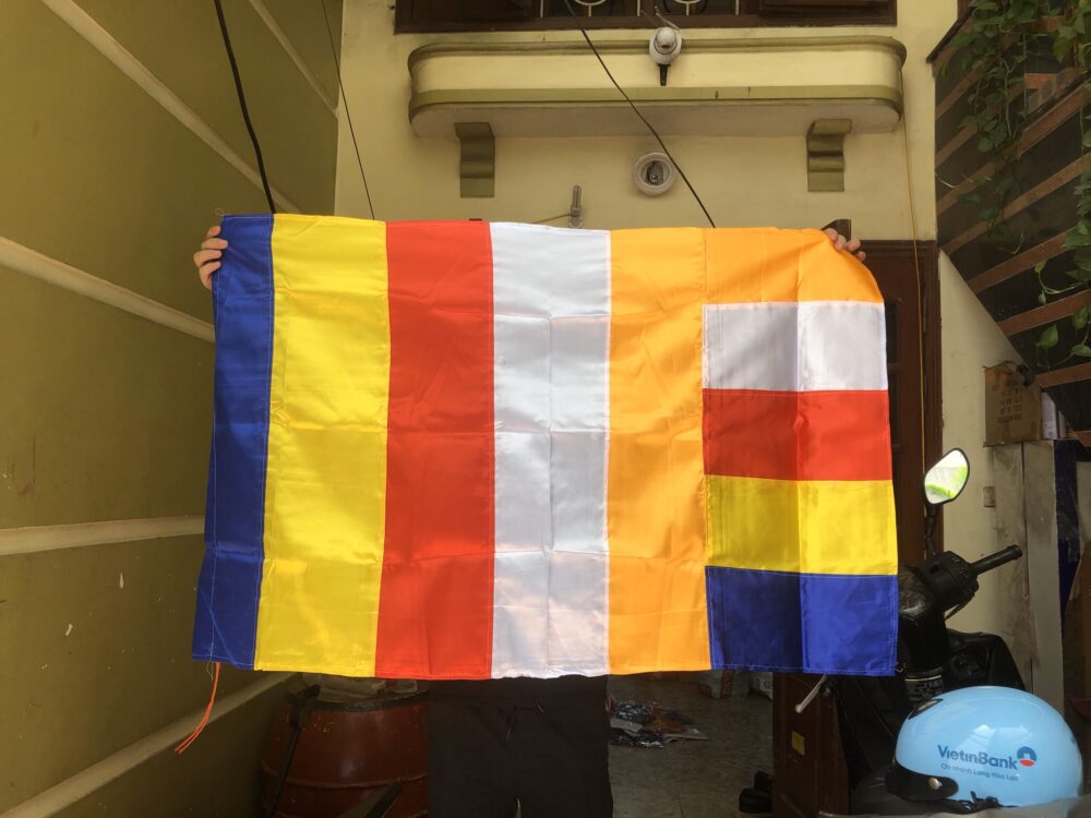 Cờ Phật khổ lớn – Xưởng in cờ INCONI Hà Nội 4 3068109b9b646e3a3775 1000x750 1