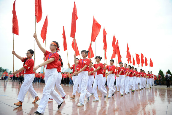 In cờ Hồng Kỳ - INCONI