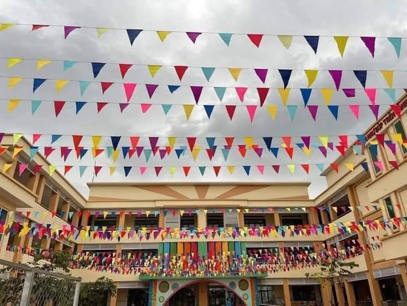 Cờ Dây Tam Giác Nhiều Màu Sắc – Xưởng In Cờ INCONI Hà Nội 5 490837779 1774851413467131 4424461468606717147 n 1