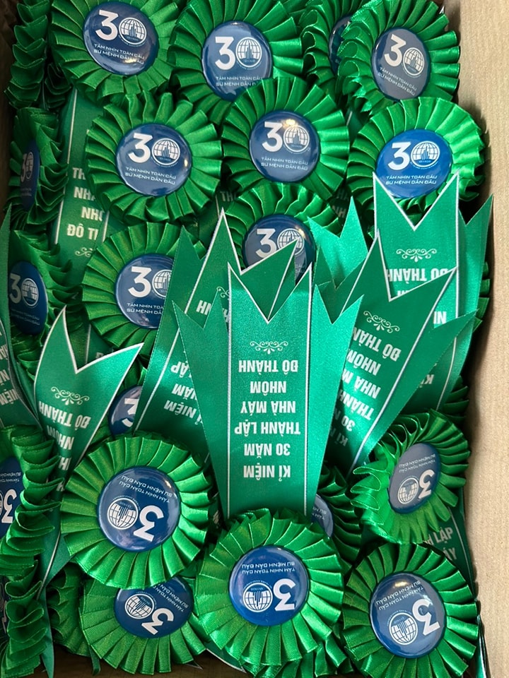 Xưởng Làm Hoa Cài Áo Đại Biểu - Chất Lượng Cao Tại Hà Nội 4 Xưởng làm hoa cài áo đại biểu - INCONI