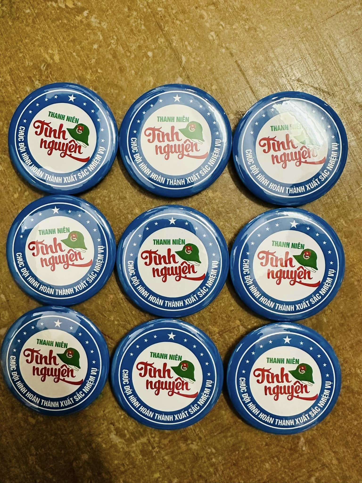 In Logo Lên Hoa Cài Áo Đại Biểu - Xưởng in INCONI 4 In logo lên hoa cài áo đại biểu - INCONI