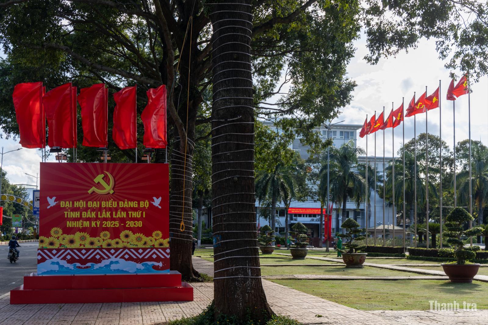 Xưởng Làm Cờ Hồng Kỳ Uy Tín – Xưởng INCONI Giá Rẻ